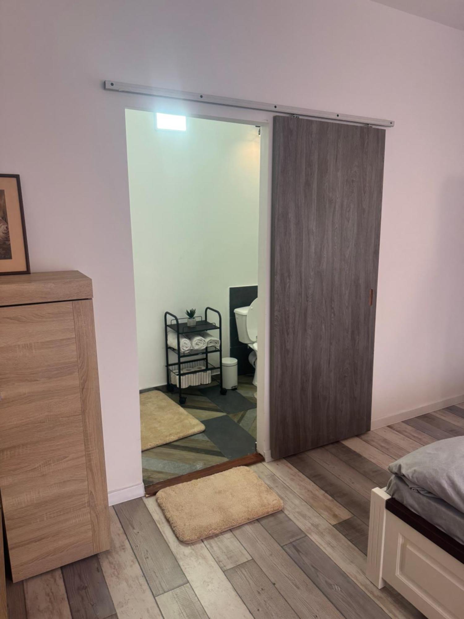 Compact House Apartment *